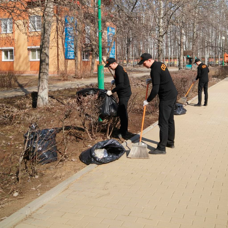 Уборка листьев в Щиграх